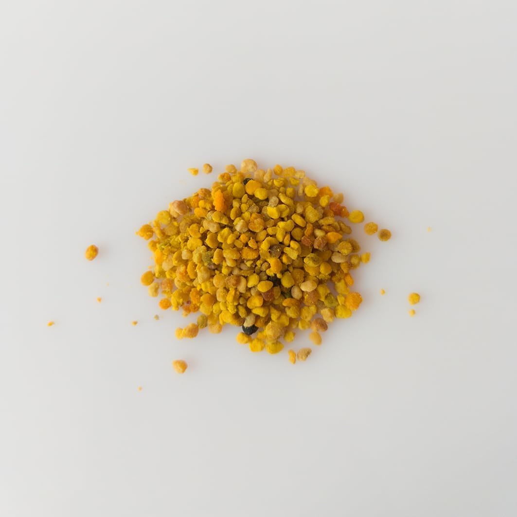Anatolian Treasures Bee Pollen Granules with smoothie and fruits