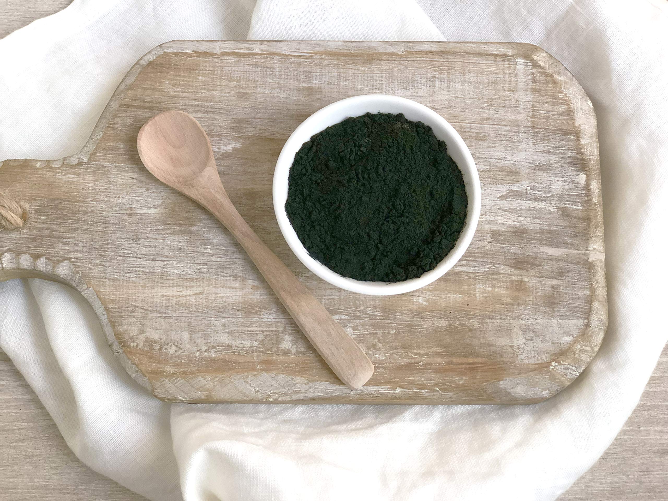 Anthony's Organic Chlorella Powder with fresh ingredients
