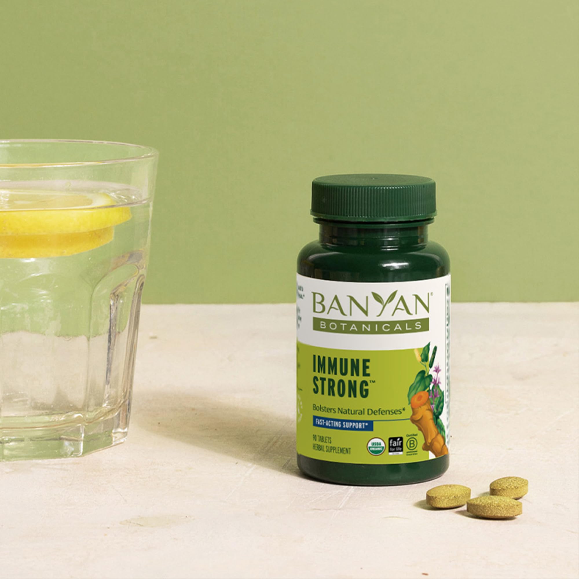 Banyan Botanicals daily wellness Strong Turmeric Supplement on a wooden table