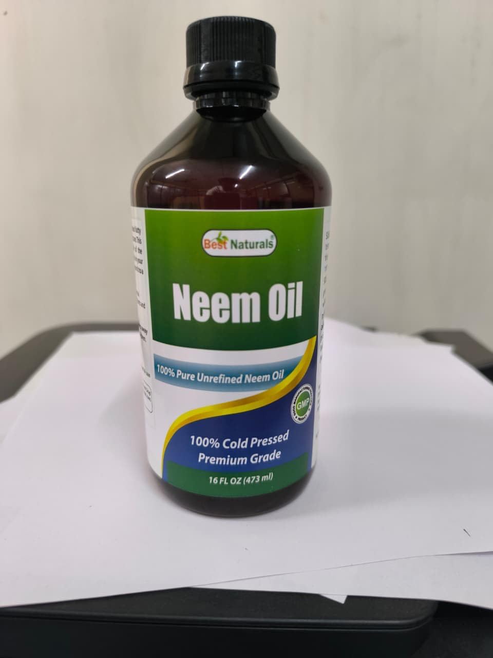 Best Naturals Neem Oil 100% Pure 454g pouring from bottle