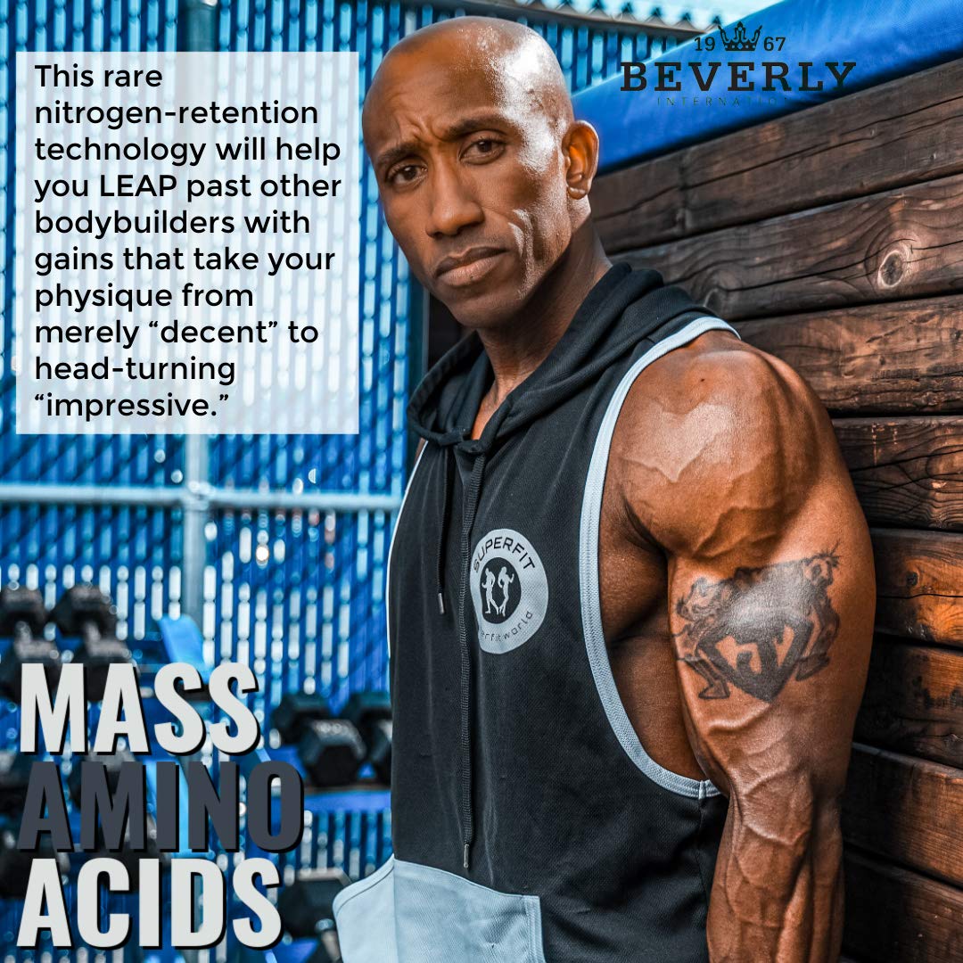 Beverly International Mass Amino Acids 762g with fitness accessories