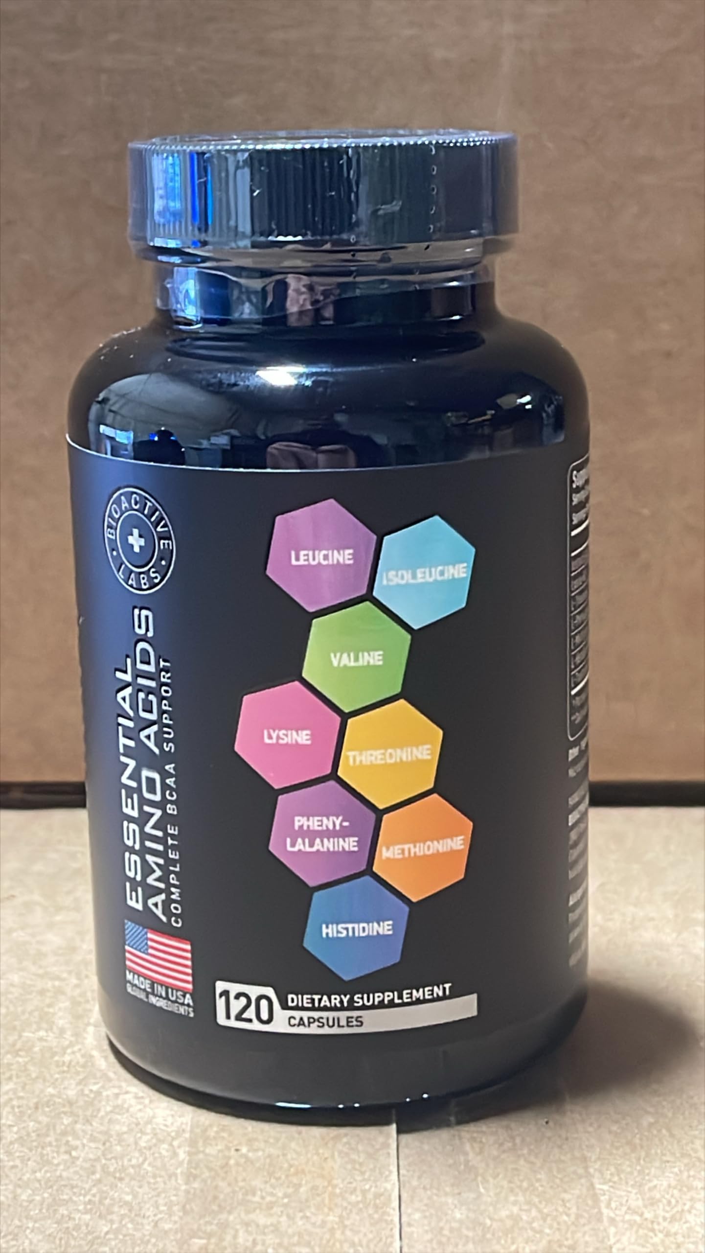 BIOACTIVE LABS Essential Amino Acid Complex 290g capsules close-up