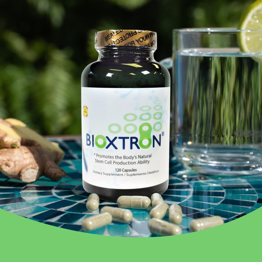 Bioxtron Spirulina Capsules with a measuring spoon for dosage