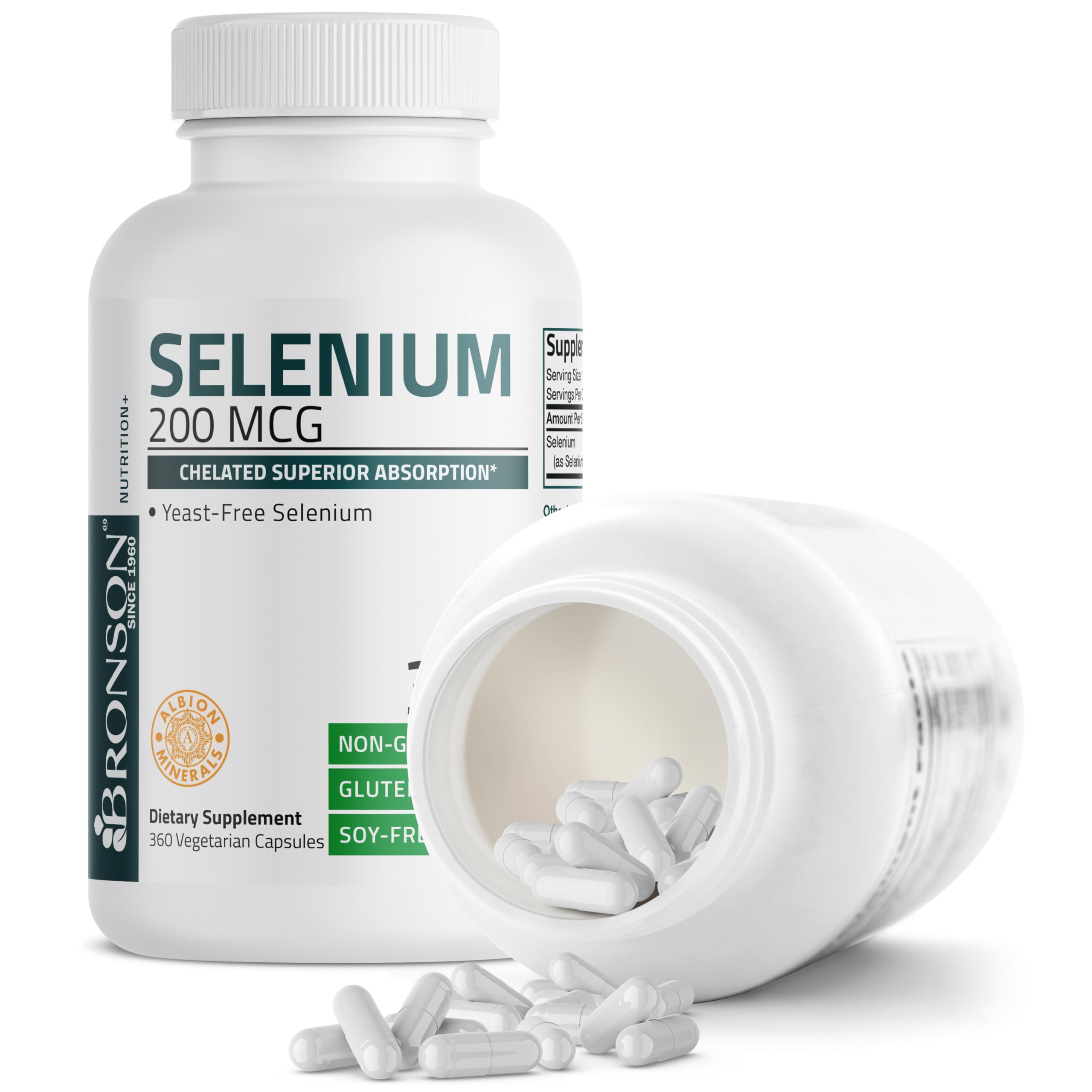 Bronson Selenium 200 MCG capsules displayed with a glass of water