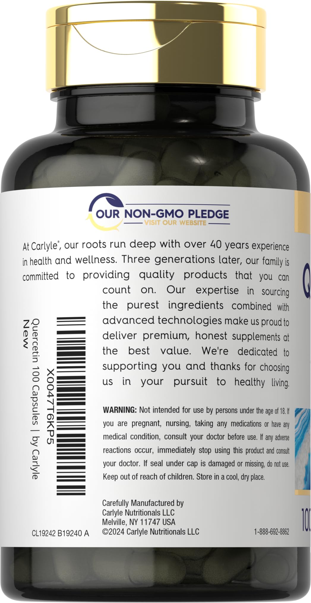 Carlyle Quercetin 500mg vegetarian capsules on a wooden table