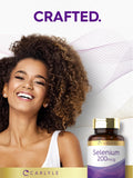Carlyle Selenium 200 mcg vegetarian capsules lifestyle shot
