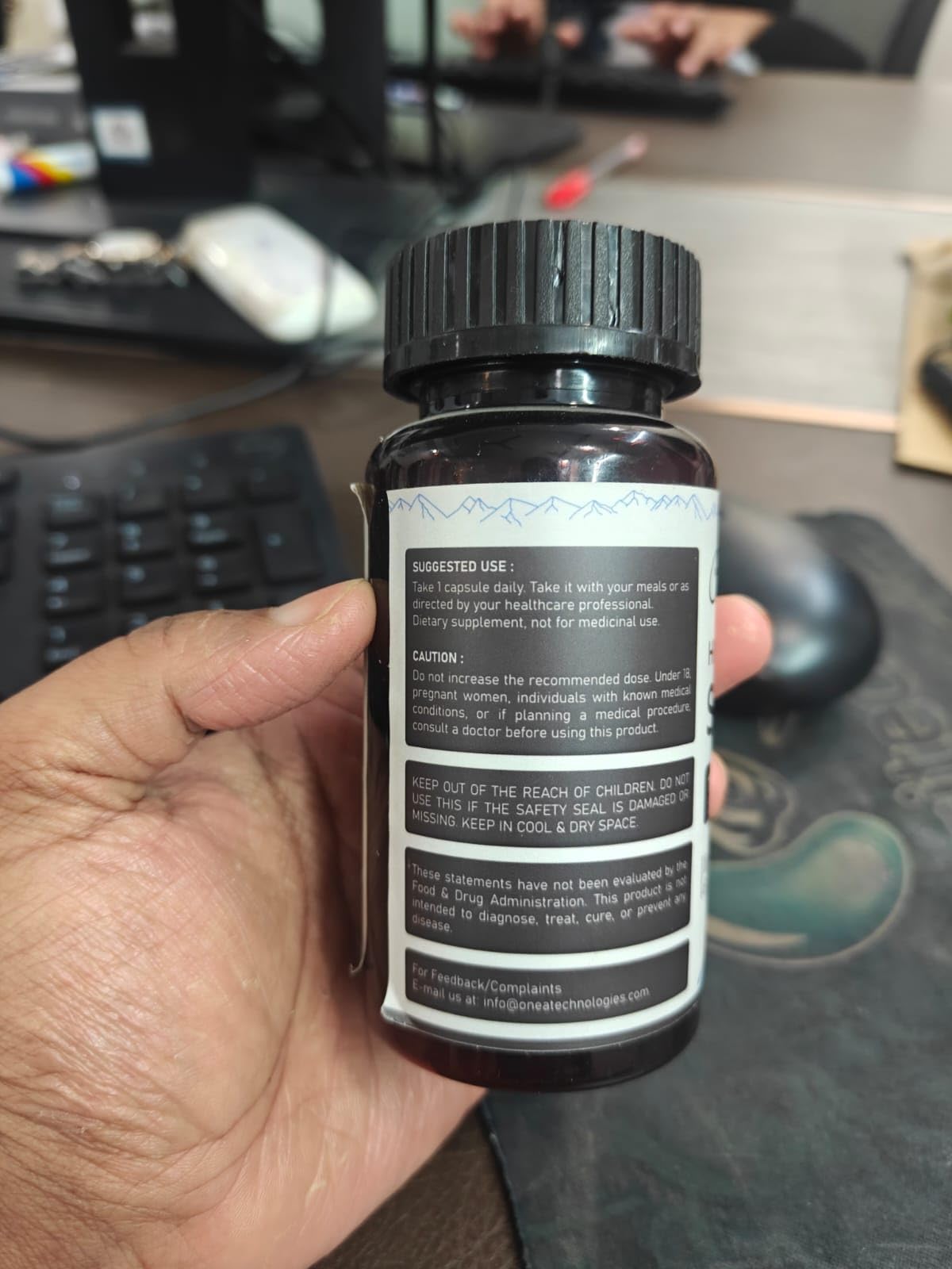 cosynee Shilajit & Fulvic Acid supplement lifestyle scene