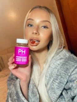 Curvy Body Bears Probiotic Gummies packaging with natural ingredients