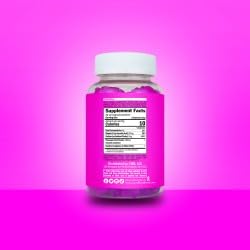 Curvy Body Bears Probiotic Gummies pineapple flavour gummy close-up