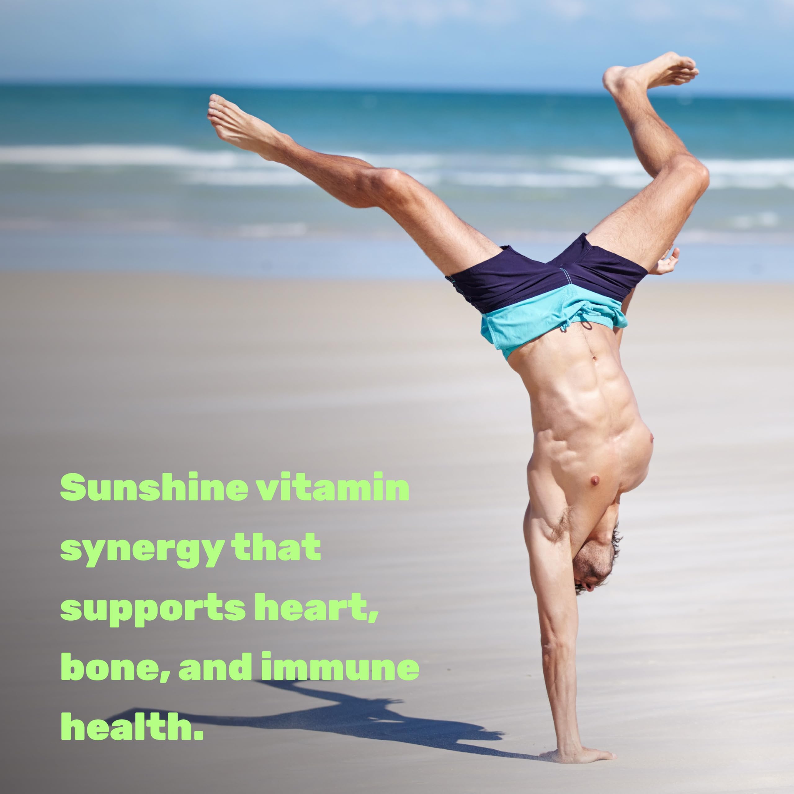 DEAL SUPPLEMENT Vitamin D3 & K2 capsule close-up