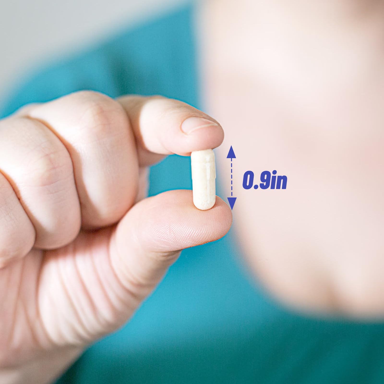 DIATMOON Magnesium L-Threonine Capsules on a wooden table