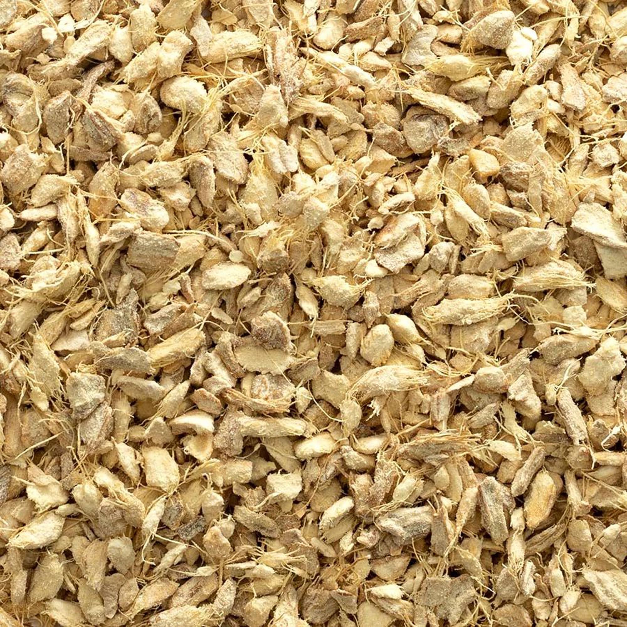 Frontier Co-op Organic Ginger Root Cut 454g close-up of ginger