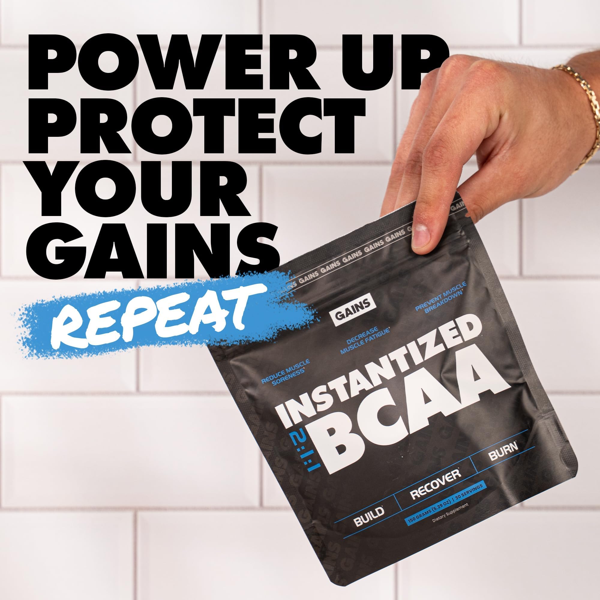 GAINS IN BULK Instantized BCAAs mixed in water