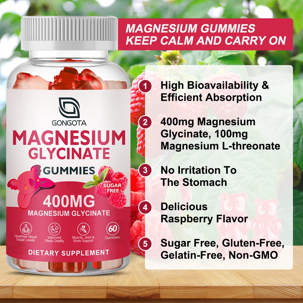 GONGOTA Magnesium Glycinate Gummies in a hand