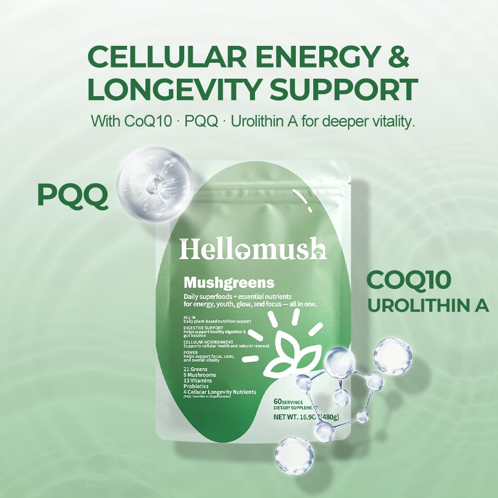 Hellomush Super Greens Powder lifestyle scene with smoothie