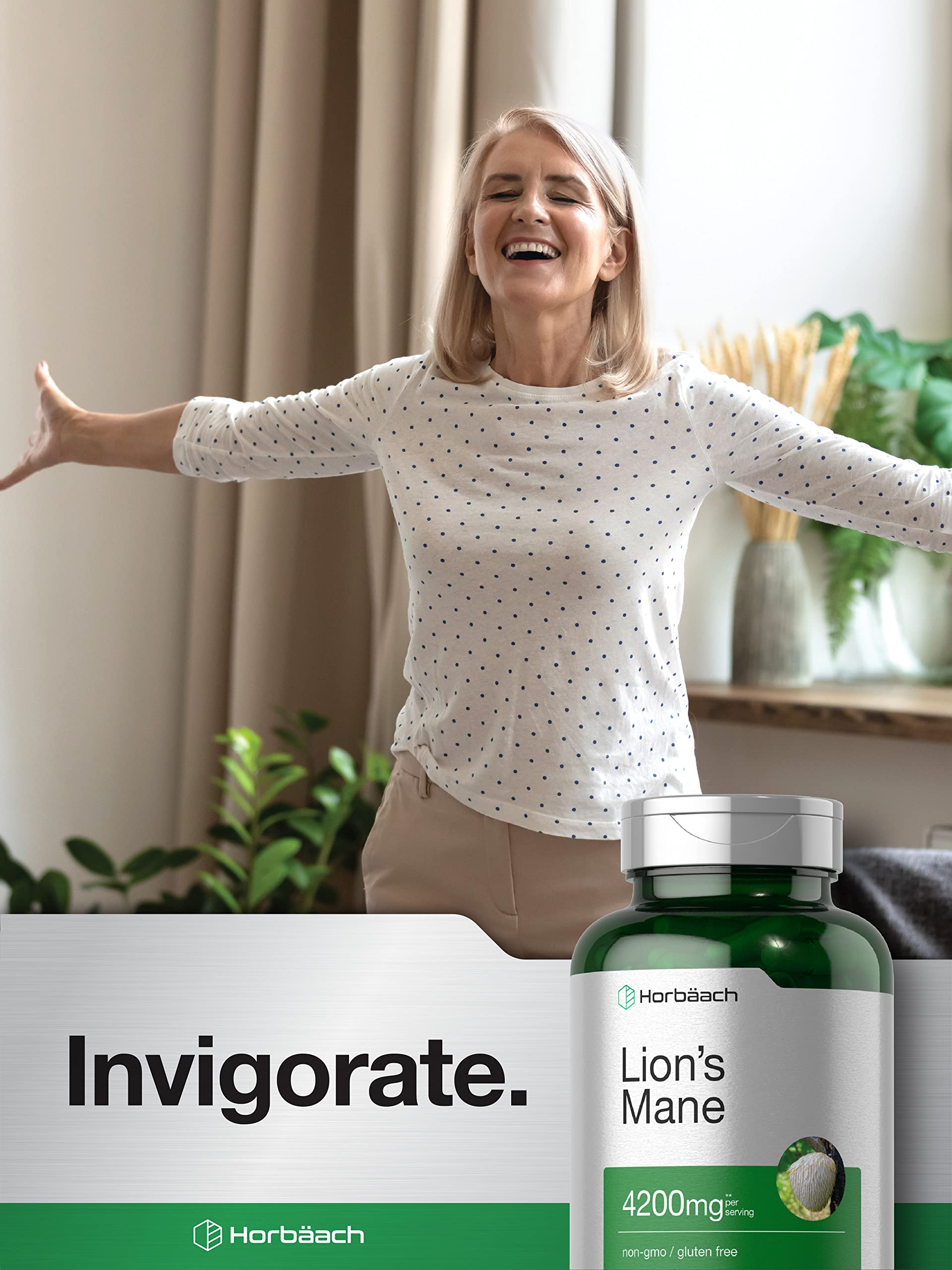 Horbäach Lion's Mane Mushroom Supplement with a measuring spoon