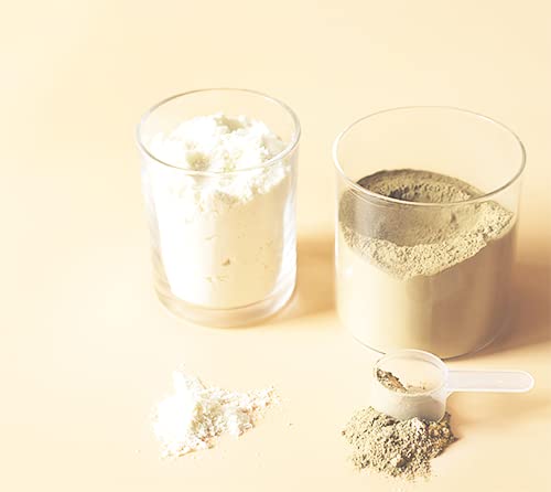 Jovvily Kelp Extract Powder 454g in a kitchen setting with smoothie ingredients