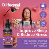 Life Cykel Reishi Mushroom Tincture dropper close-up