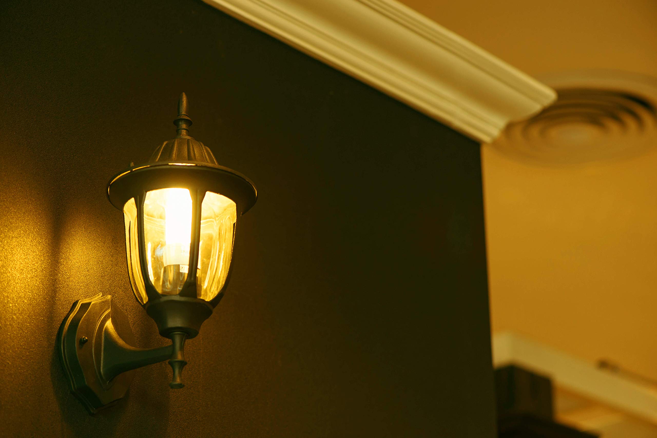 Miracle LED 12W Blue Blocking Sleep Bulb Amber Glow in use
