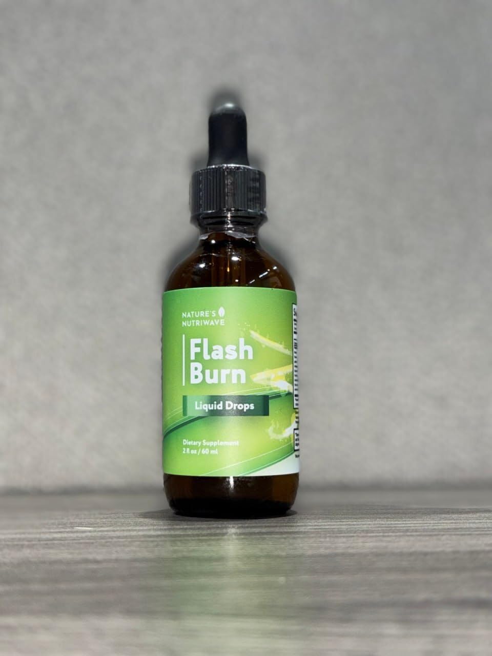 Nature’s NutriWave Flash Burn bottle side view