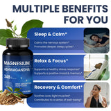 NEUMINA Magnesium Complex capsules in hand