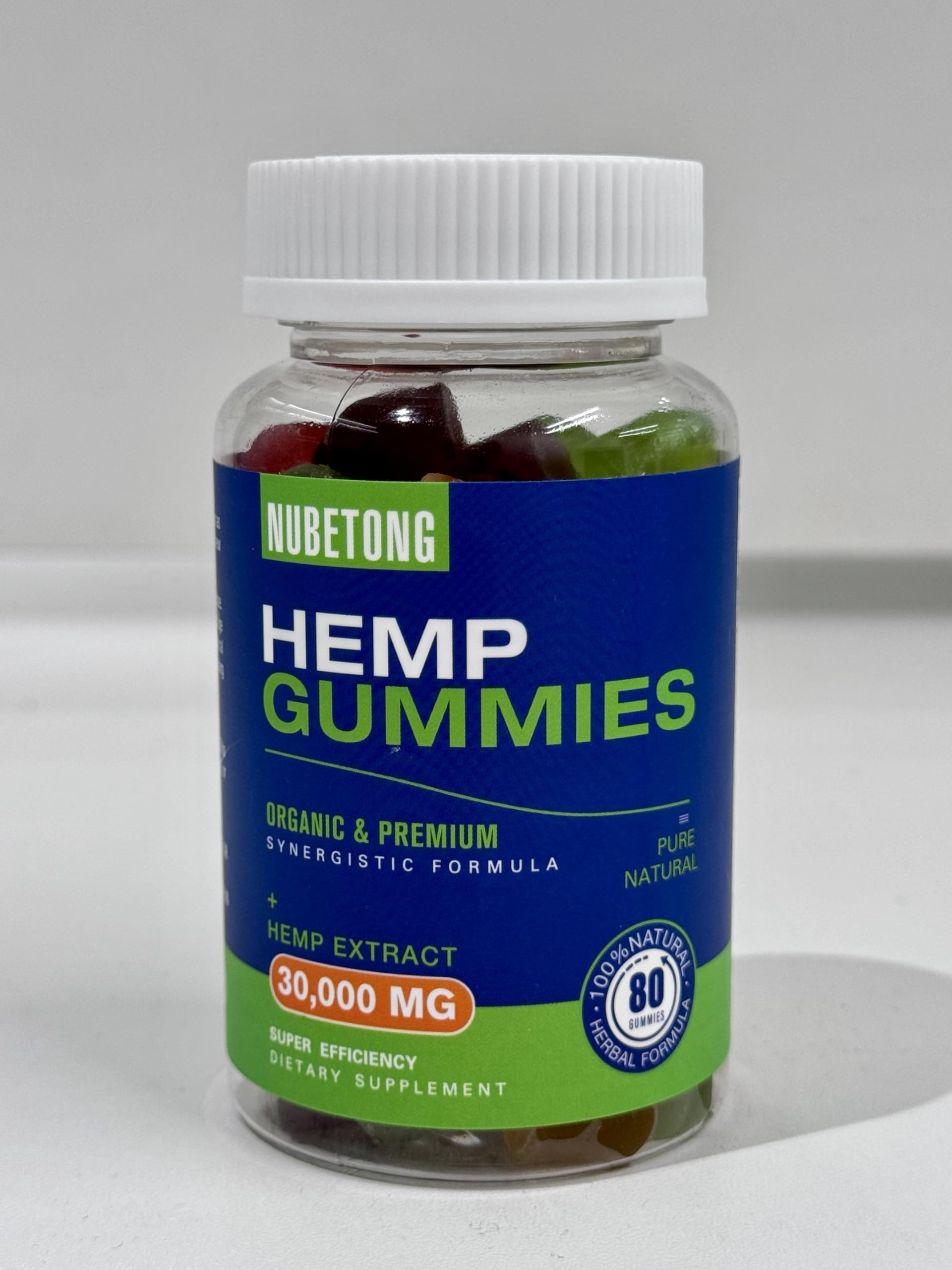 Nubetong Organic Hemp Gummies 210g close-up of gummies