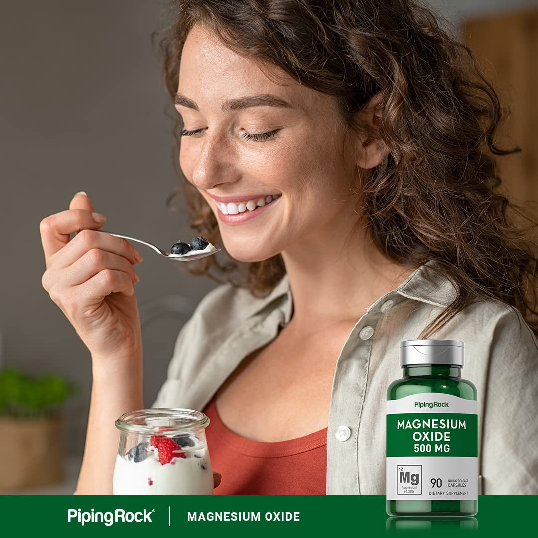 Piping Rock Magnesium Oxide 500 mg bottle with a measuring spoon