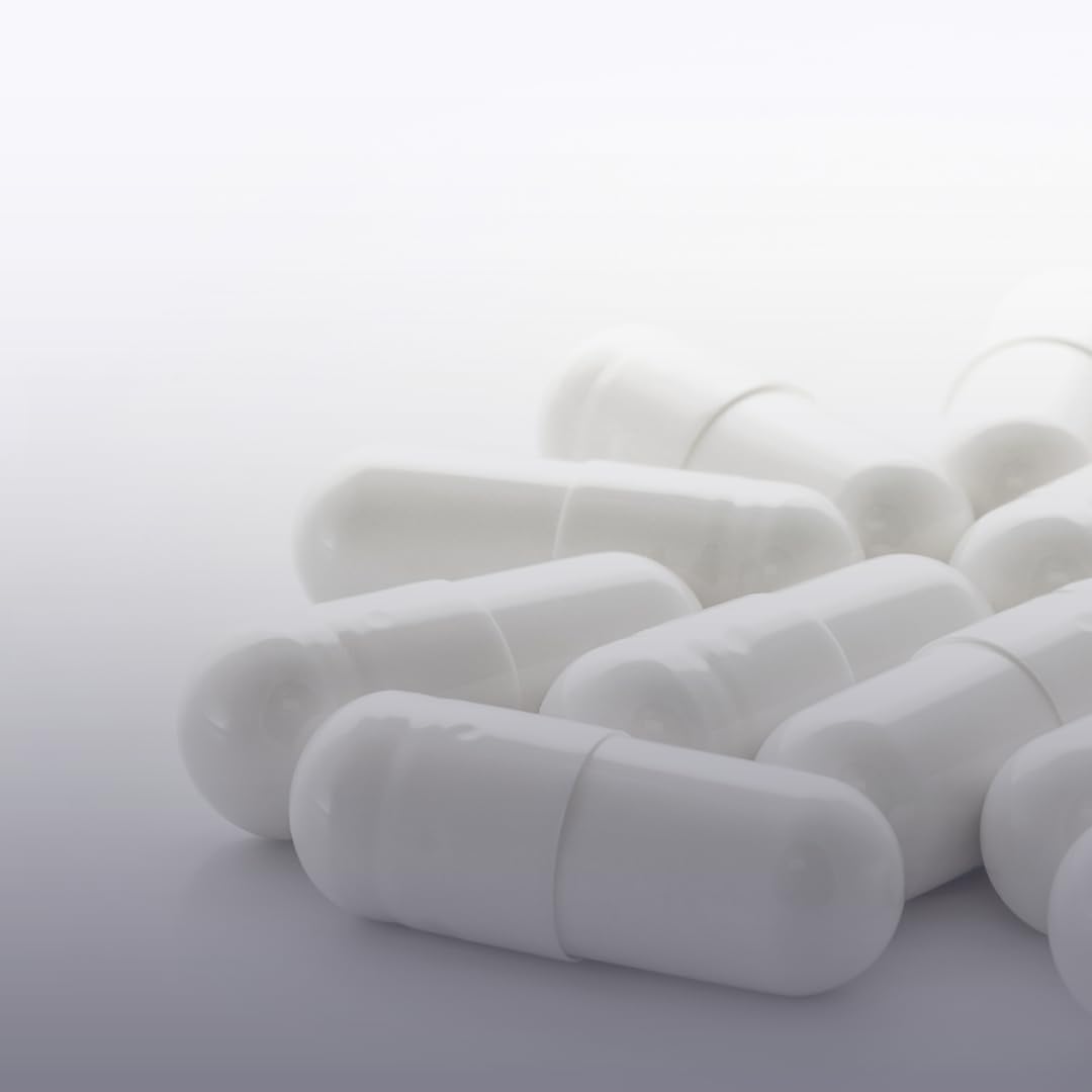 PURE ORIGINAL INGREDIENTS Niacinamide Capsules close-up of capsules