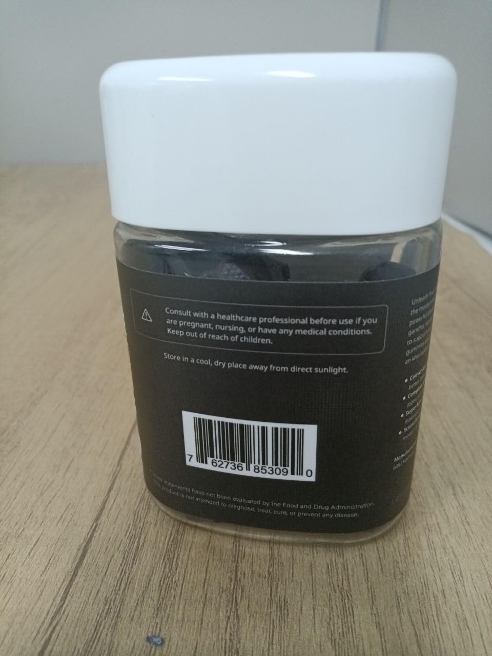 Quixiora Shilajit Gummies back view with nutritional information