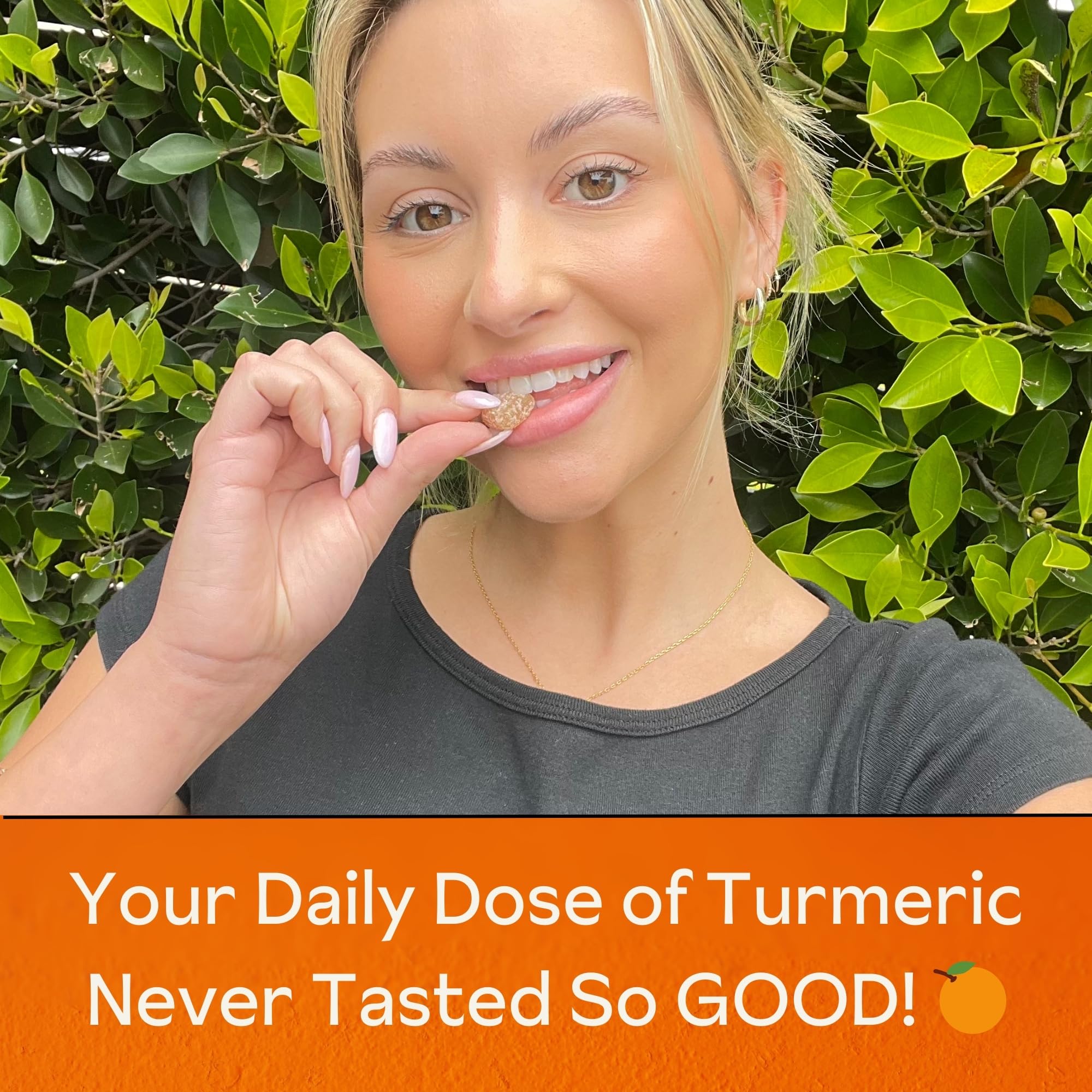 Reprise Turmeric Gummies in a bowl