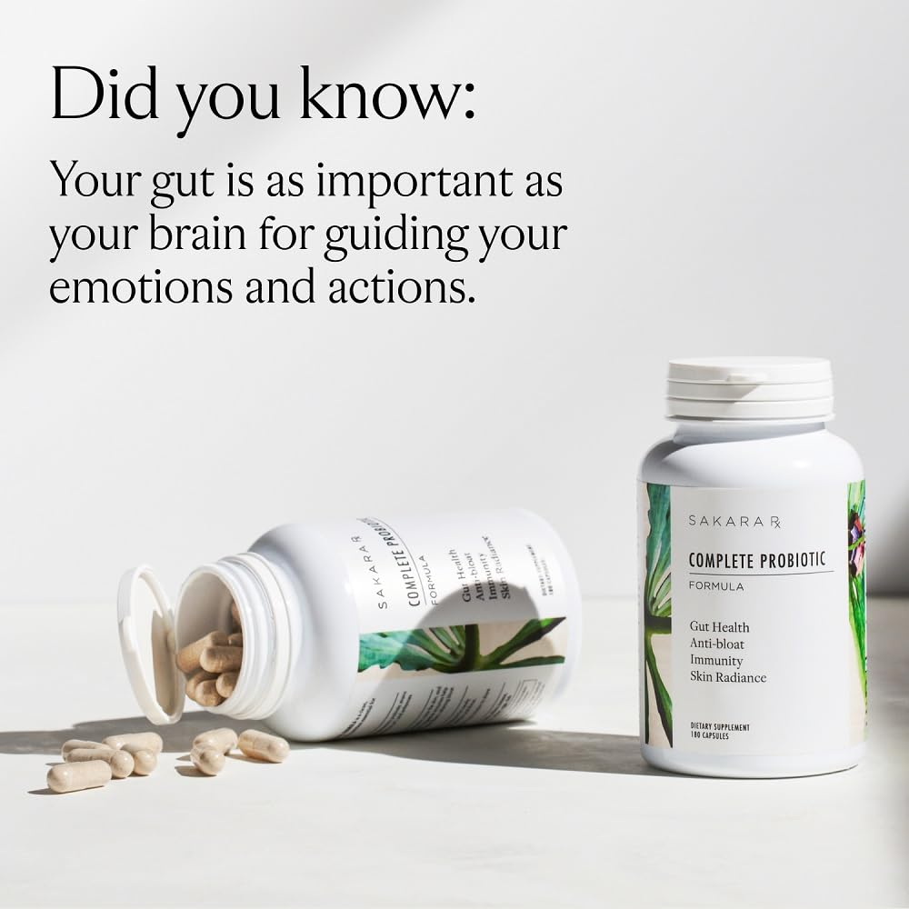 SAKARA Complete Probiotic Formula capsules side view