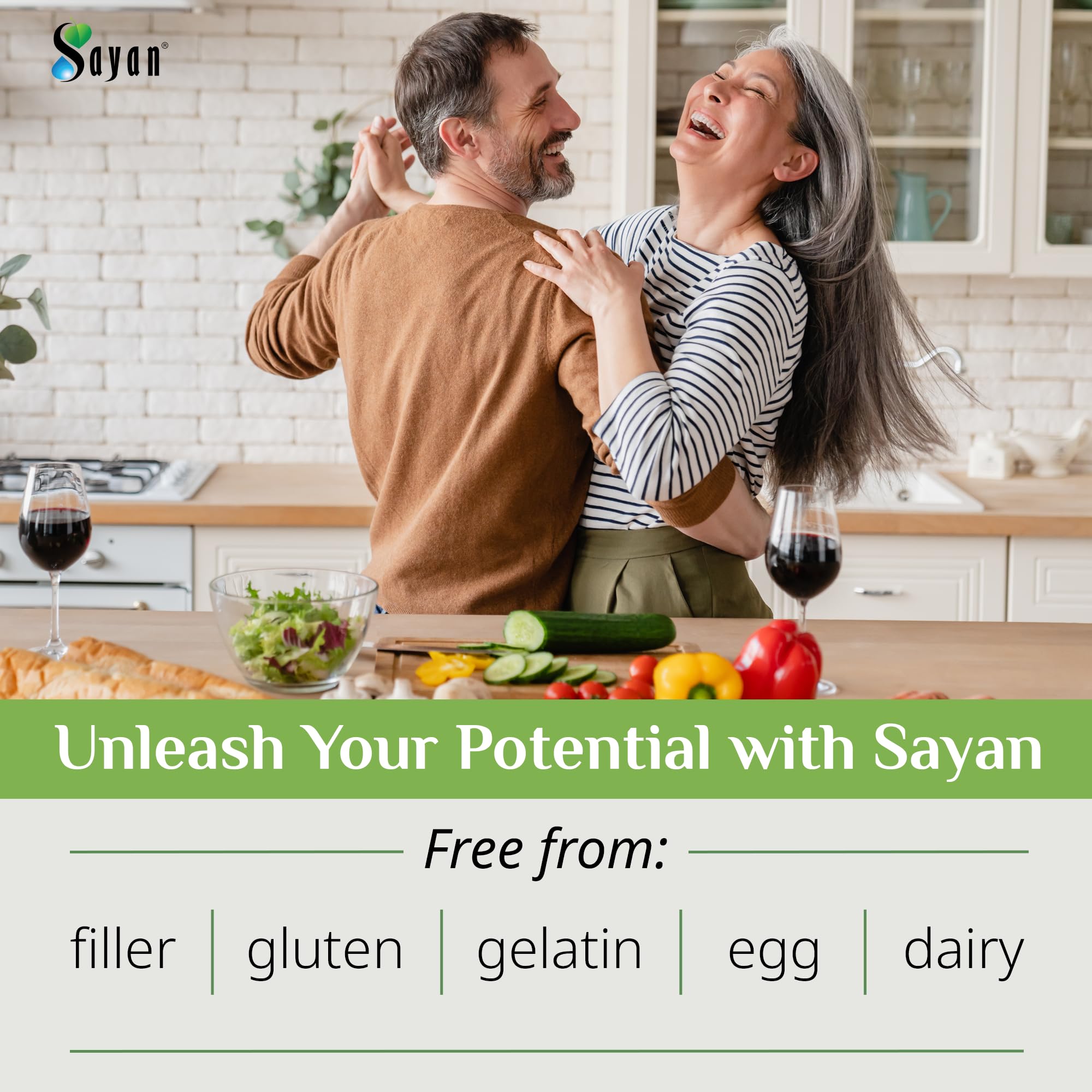 Sayan Chaga Mushroom Capsules with a measuring spoon for dosage