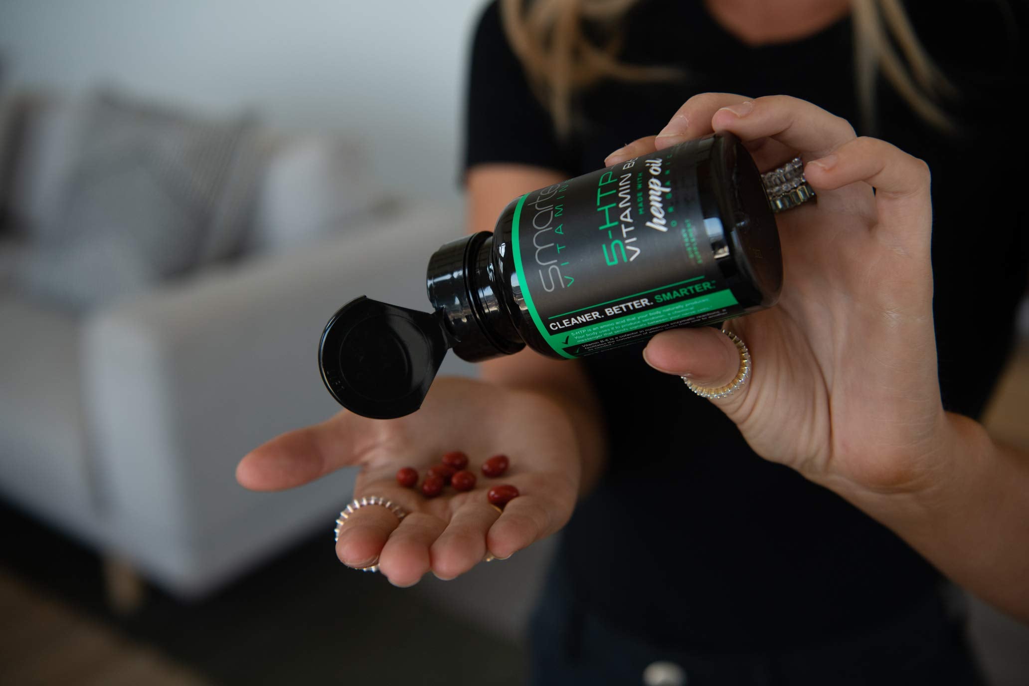 SmarterVitamins 5-HTP Softgels 200mg bottle with softgels