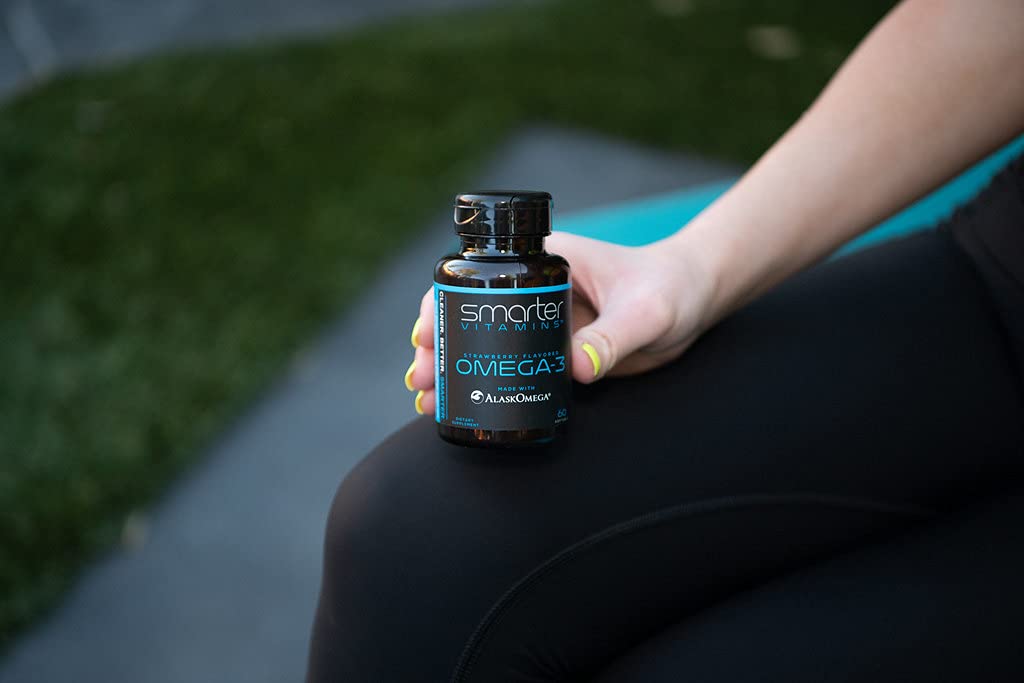 SmarterVitamins Omega-3 Fish Oil Softgels lifestyle scene