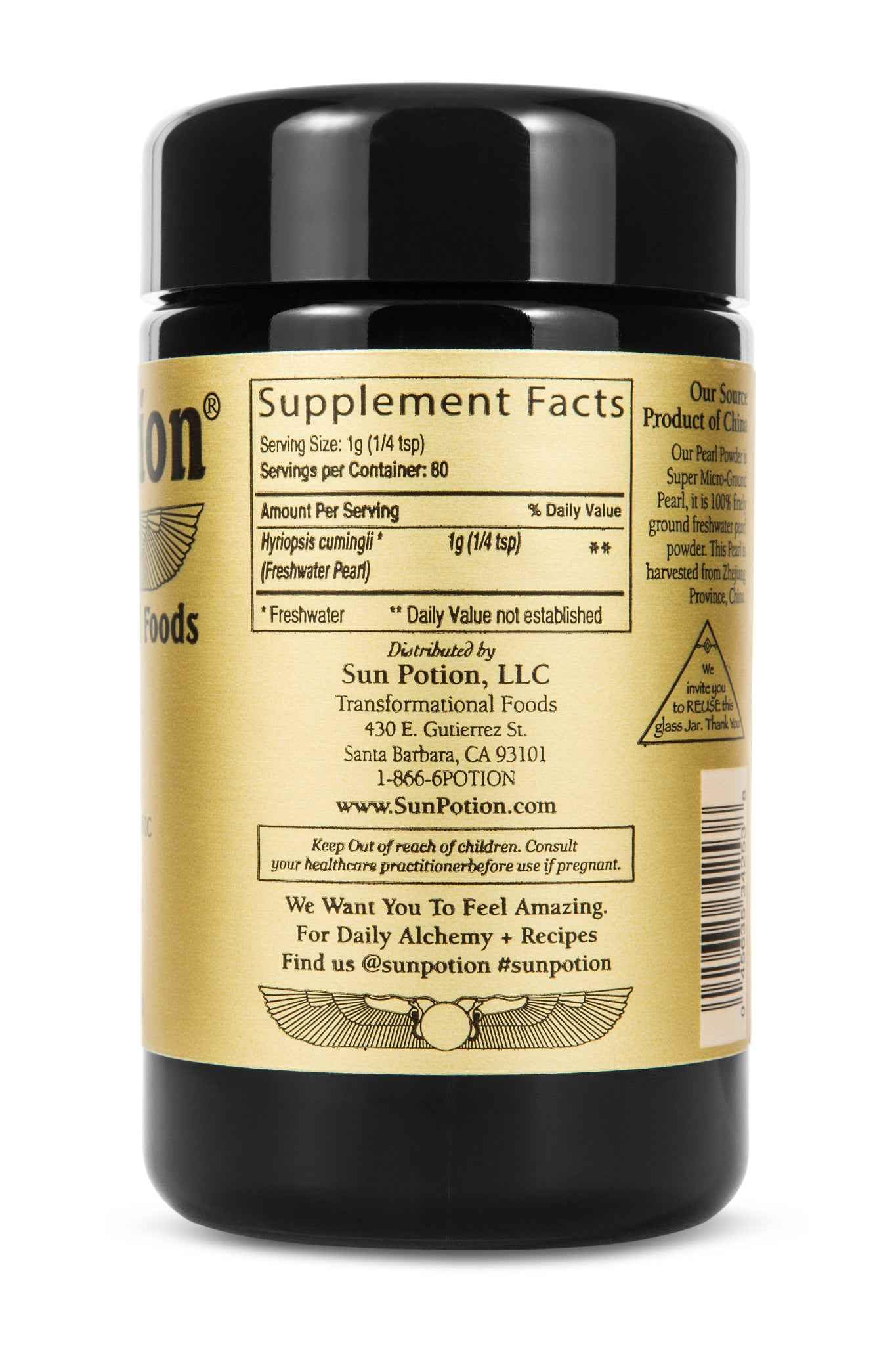 Sun Potion Pearl Powder 80g being added to a smoothie