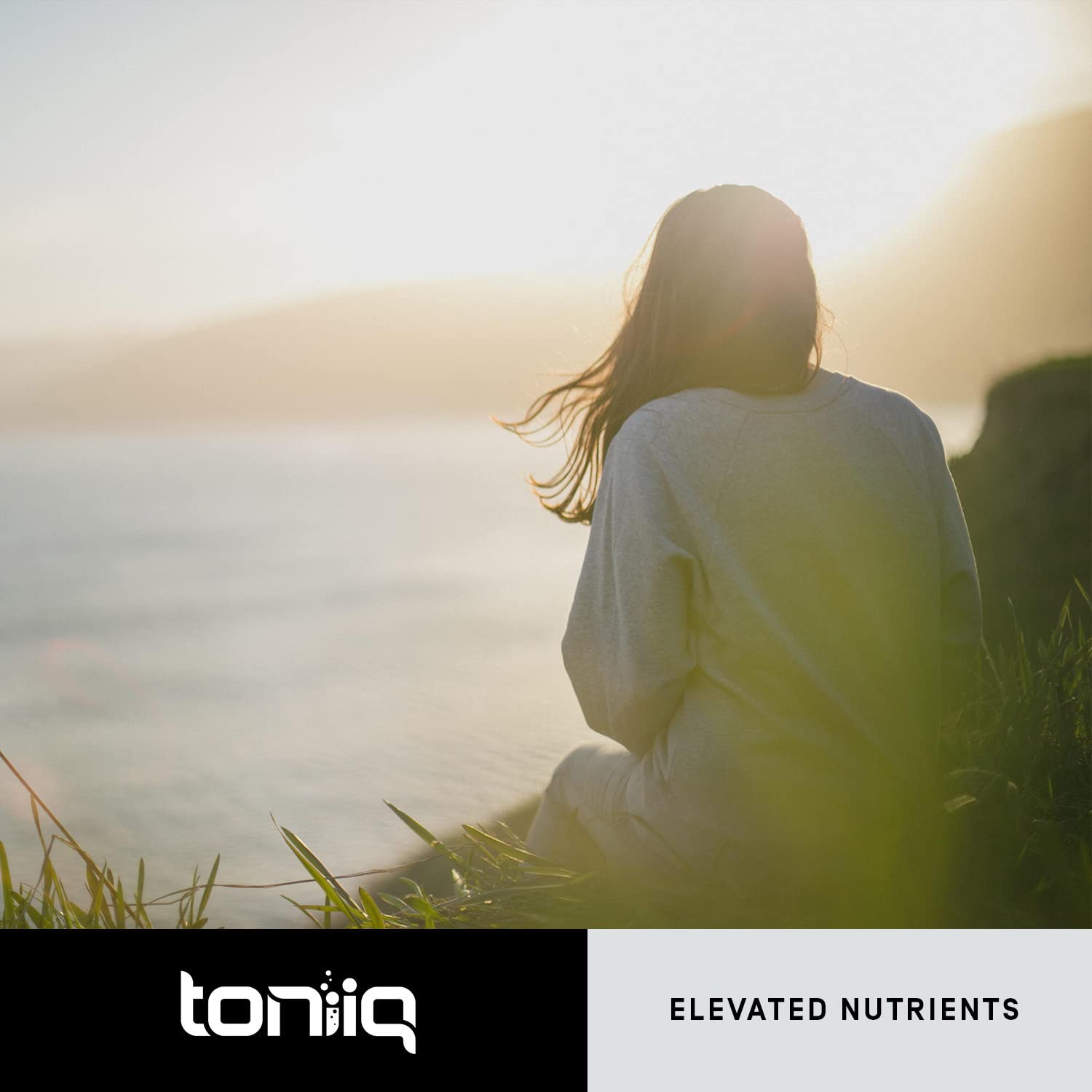 Toniiq Glycine 1300mg supplement in a lifestyle setting