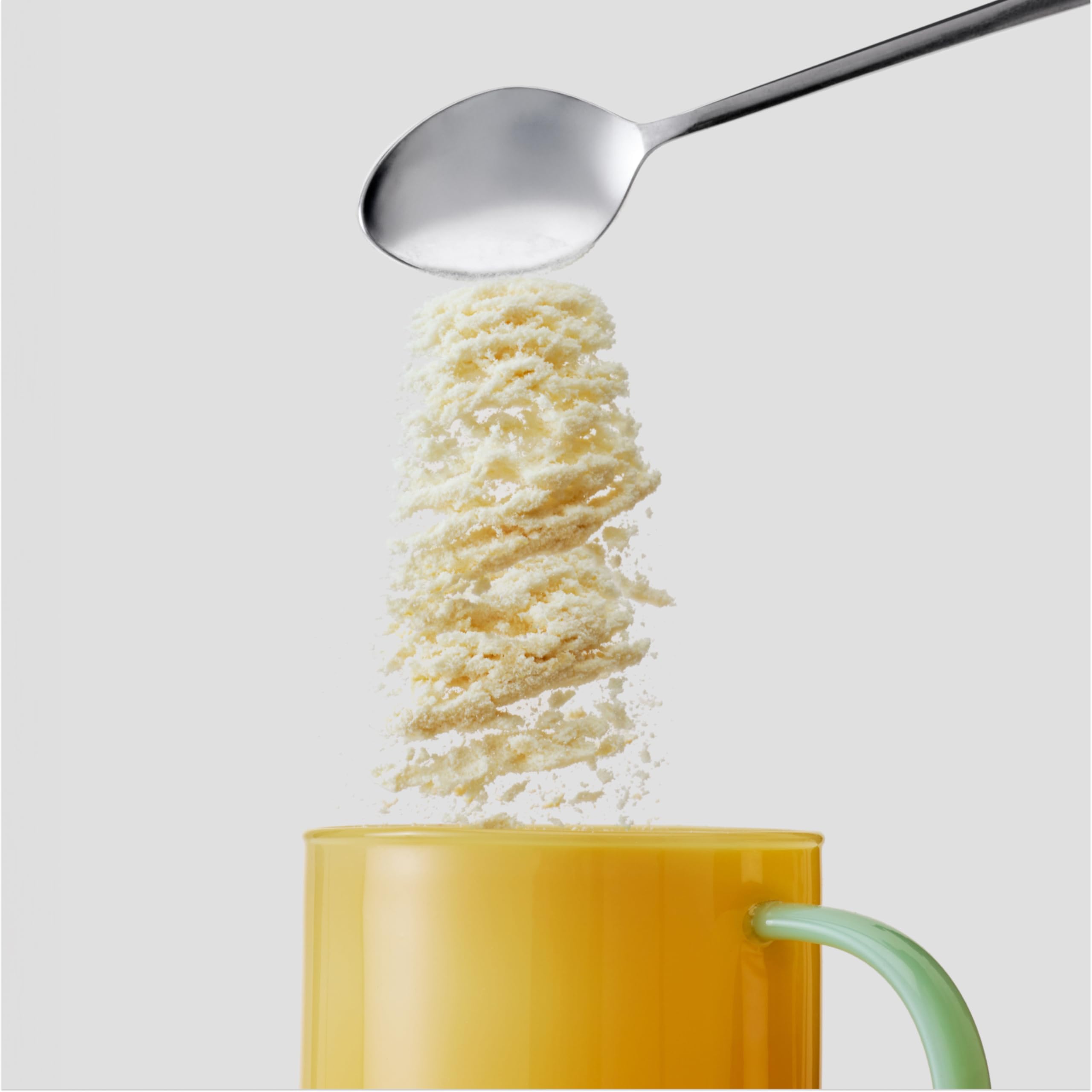 Vital Proteins Collagen Peptides Vanilla lifestyle scene