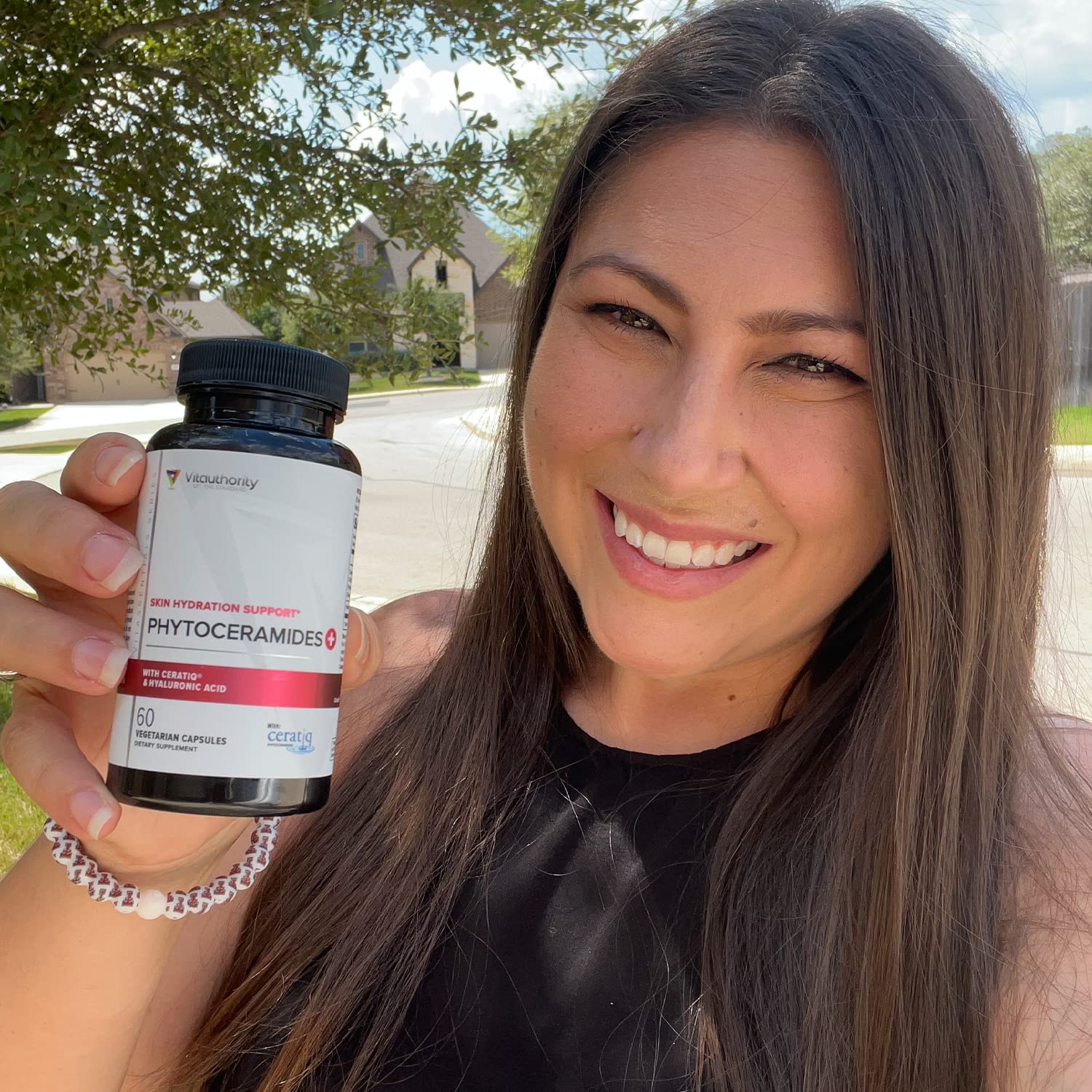 Vitauthority Phytoceramides with Hyaluronic Acid capsule bottle with ingredients displayed