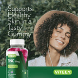 Viteey Zinc Gummies in a bowl with fresh berries