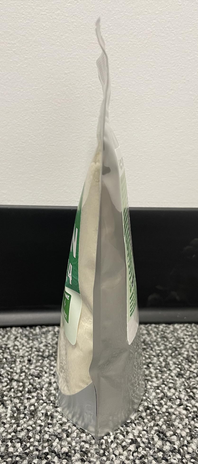 XPRS Nutra Oat Beta Glucan Powder mixed in a smoothie