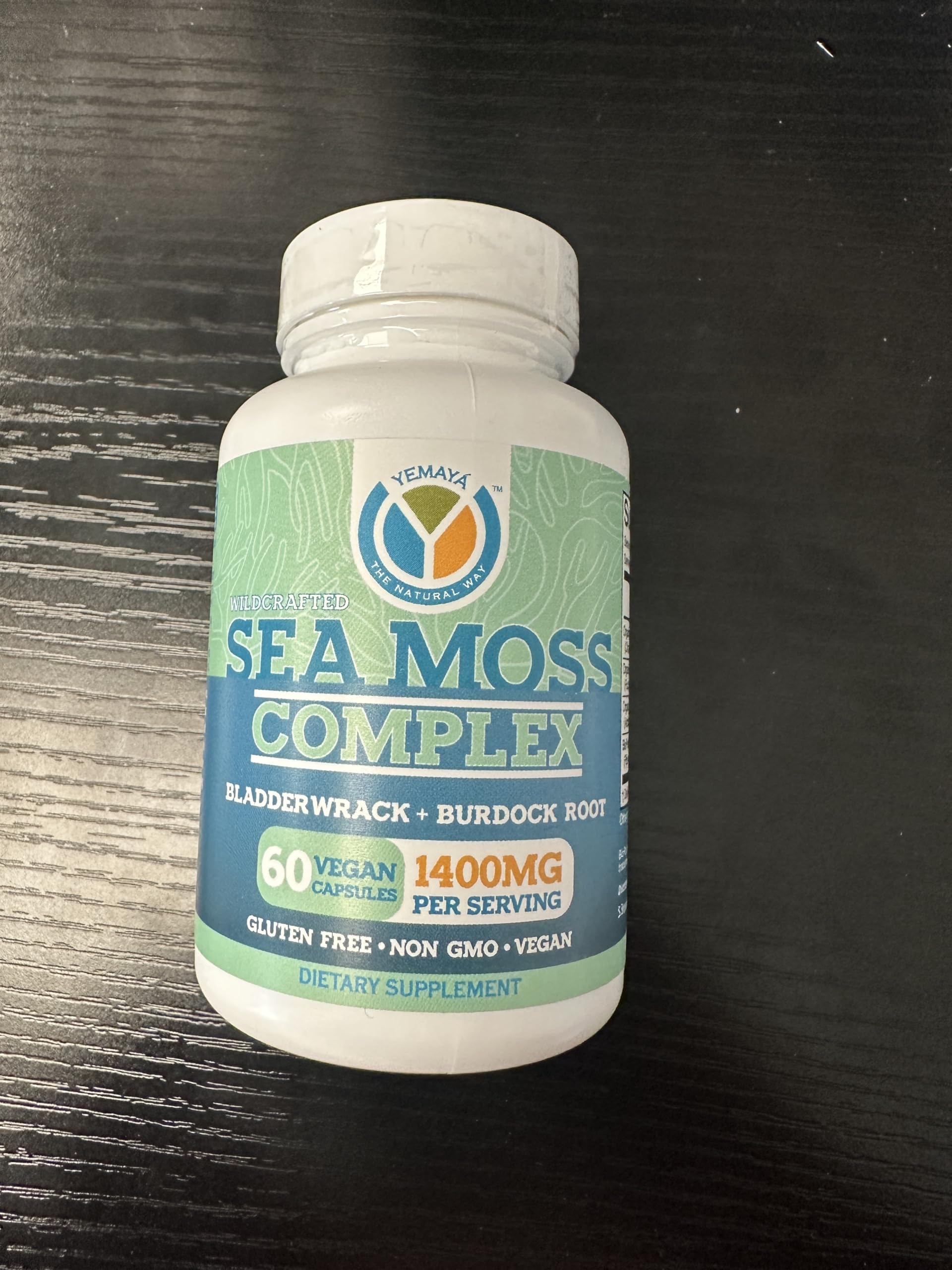 YEMAYA Sea Moss Bladderwrack Burdock Capsules side view with label